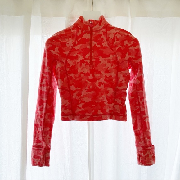 lululemon athletica Tops - Lululemon raspberry pink camo jacquard Its Rulu Run Cropped Half Zip sweater top